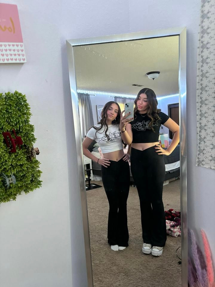 WHITE SPLIT STAR CROP TOP