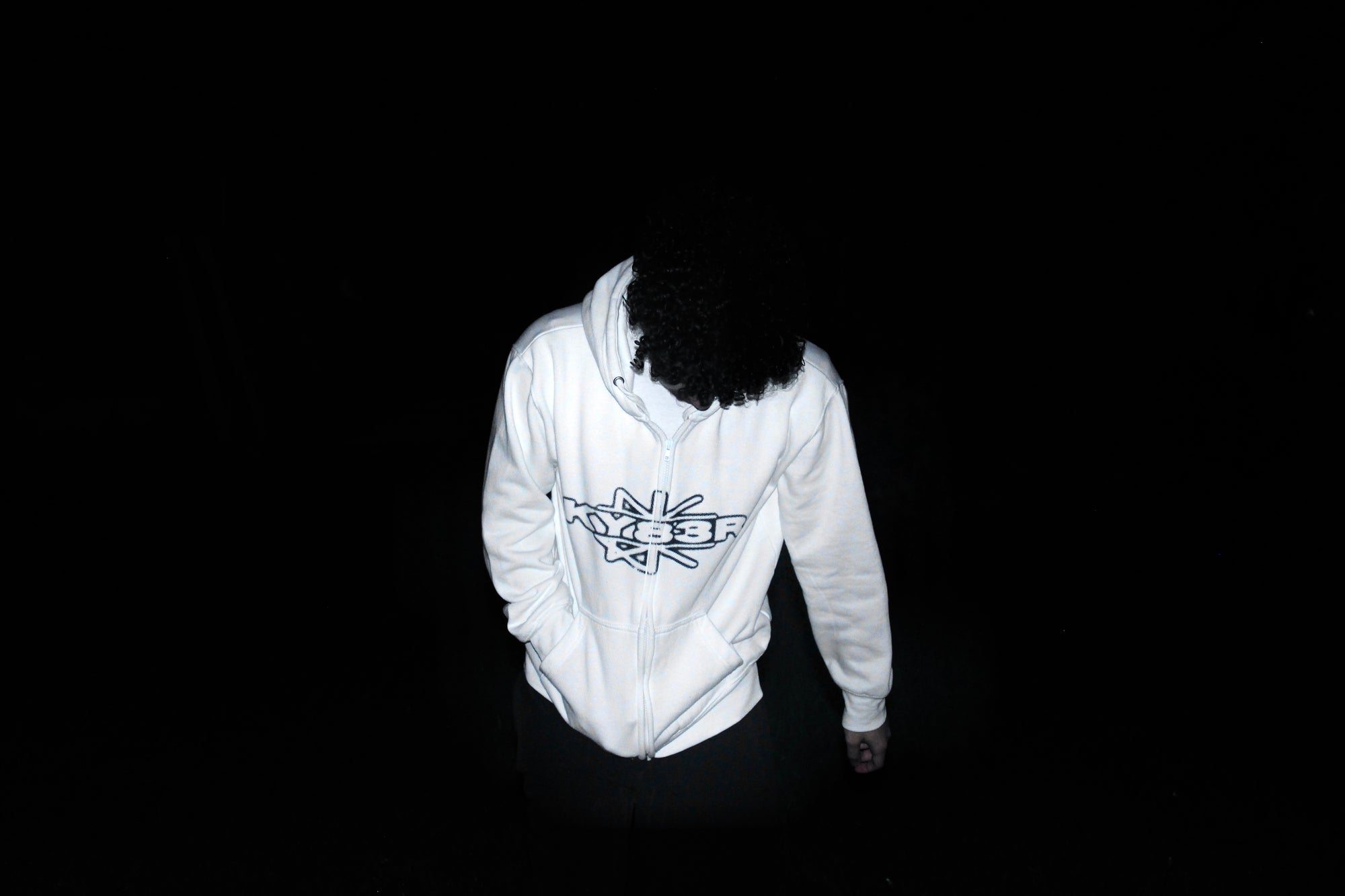 WHITE SPLIT STAR ZIP UP